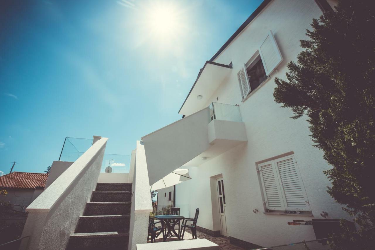 Apartamento Cornus Vallis Krk Town Exterior foto