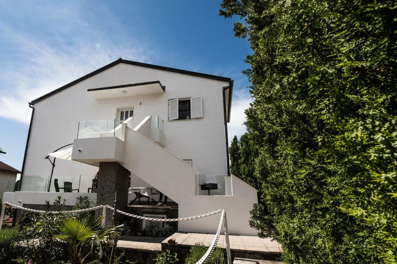 Apartamento Cornus Vallis Krk Town Exterior foto